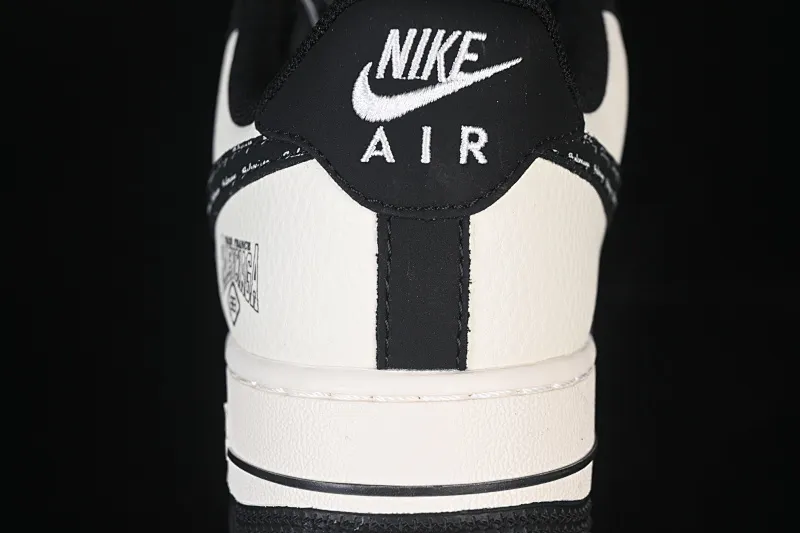 All categories Nk Air Force 1 Air Force series Nk Air Force 1 Low Air Force low-top Nike Air Force 1'07 Low Balenciaga co-branded off-white black hook printing Air Force 1 low-top casual sneakers XD2588-611